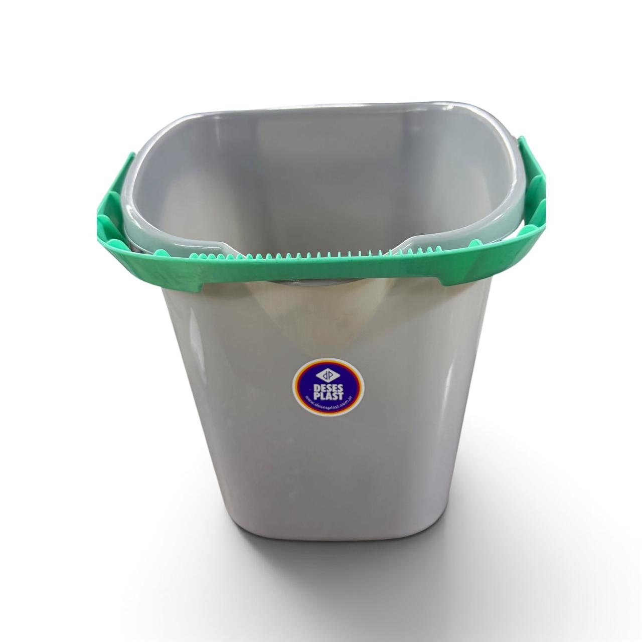 BALDE CUADRADO 10LTS